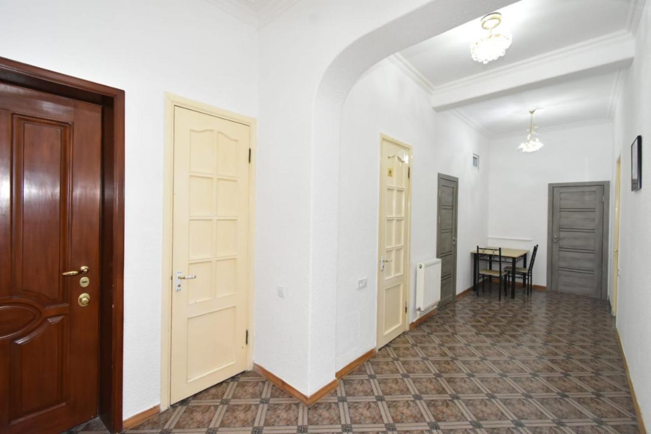 Guesthouses Opera Erywań Zewnętrze zdjęcie