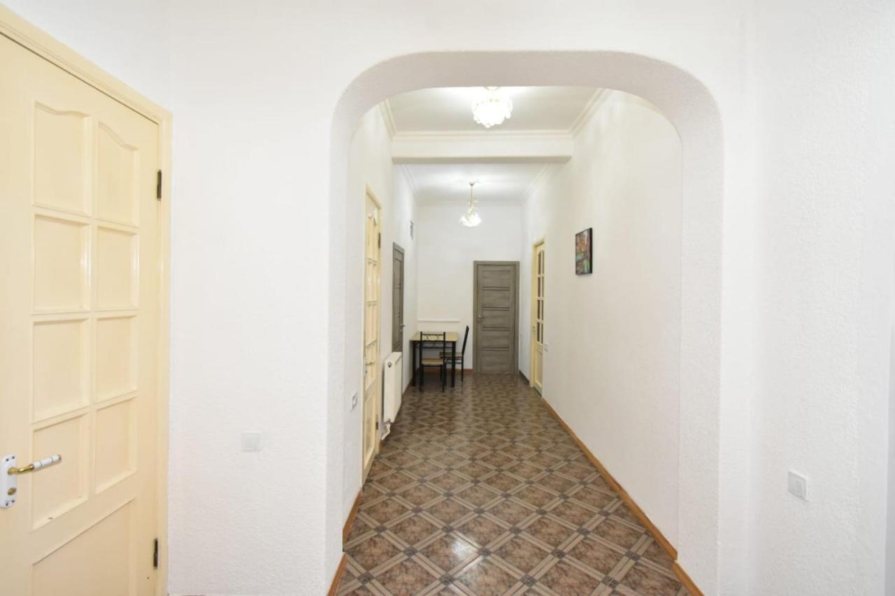 Guesthouses Opera Erywań Zewnętrze zdjęcie