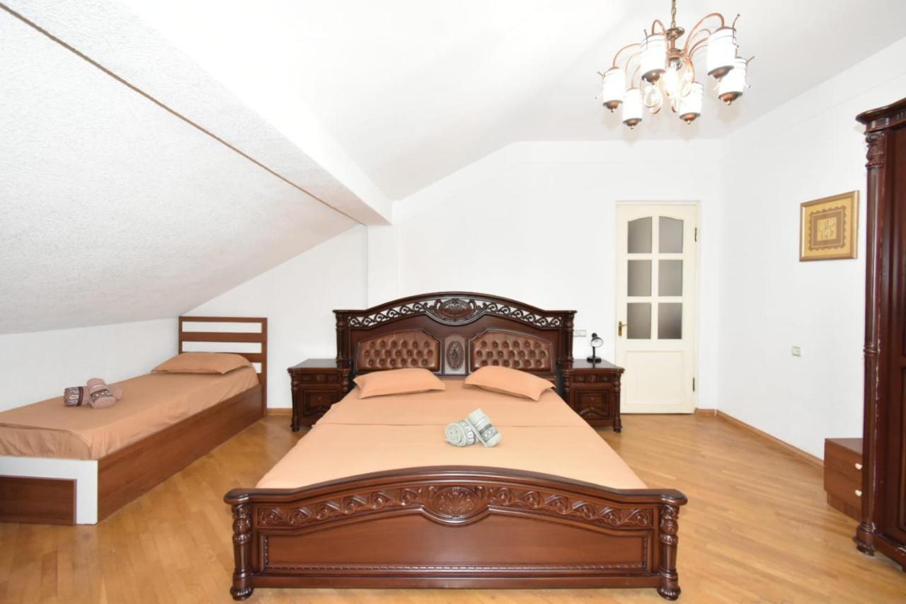 Guesthouses Opera Erywań Zewnętrze zdjęcie