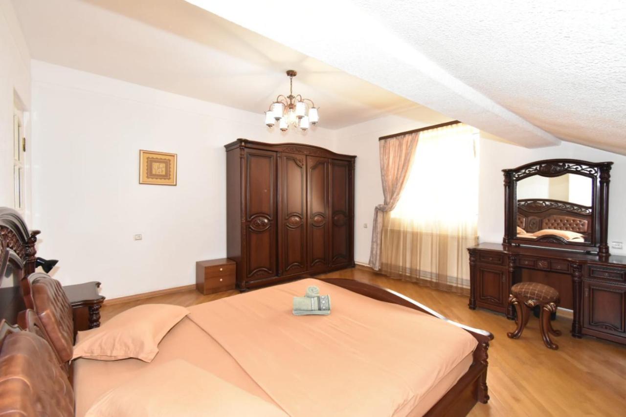 Guesthouses Opera Erywań Zewnętrze zdjęcie