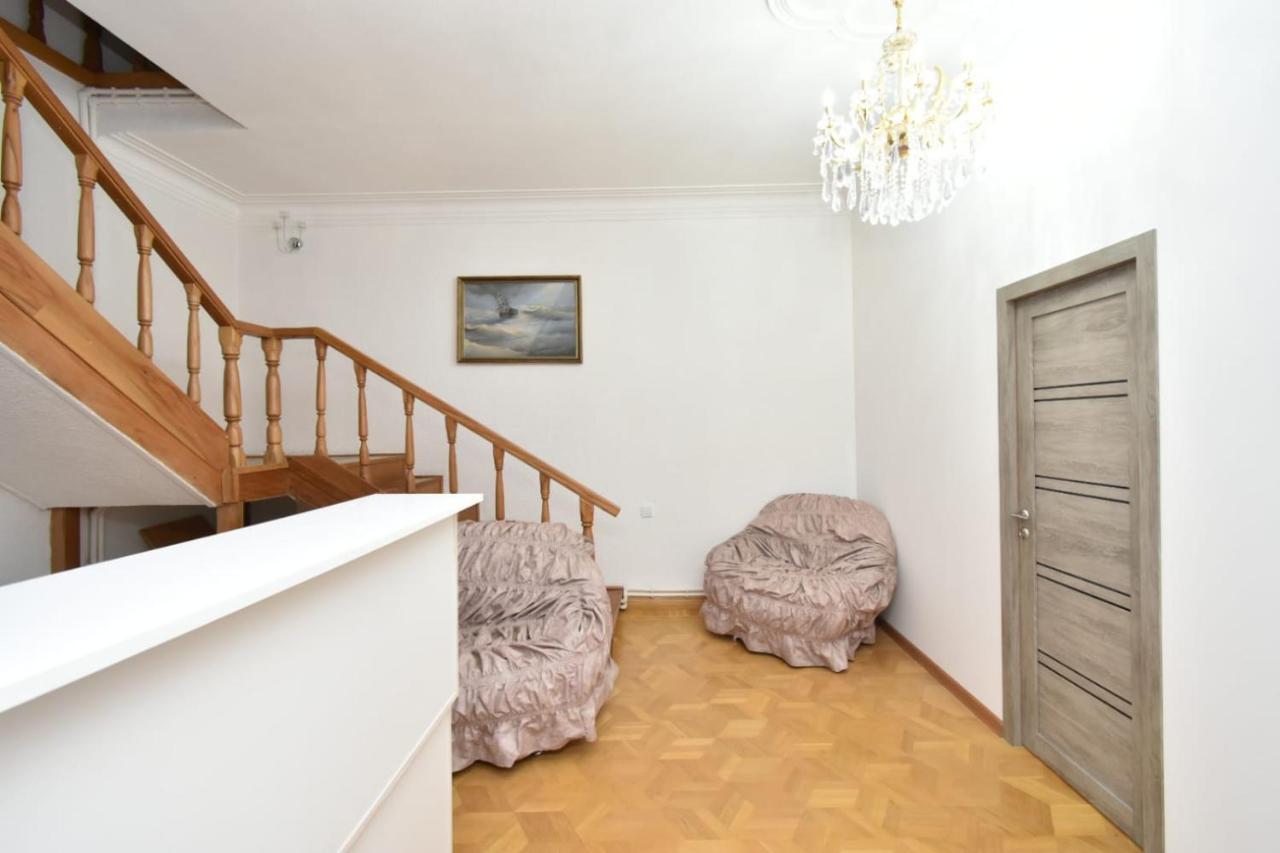 Guesthouses Opera Erywań Zewnętrze zdjęcie